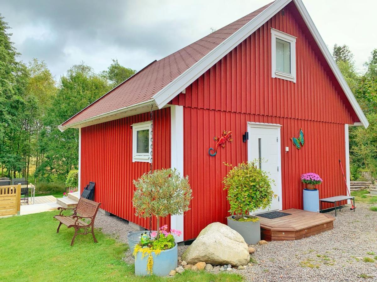 The Blomsholm Cabin - Load Your Electric Car สตรอมสตัด ภายนอก รูปภาพ